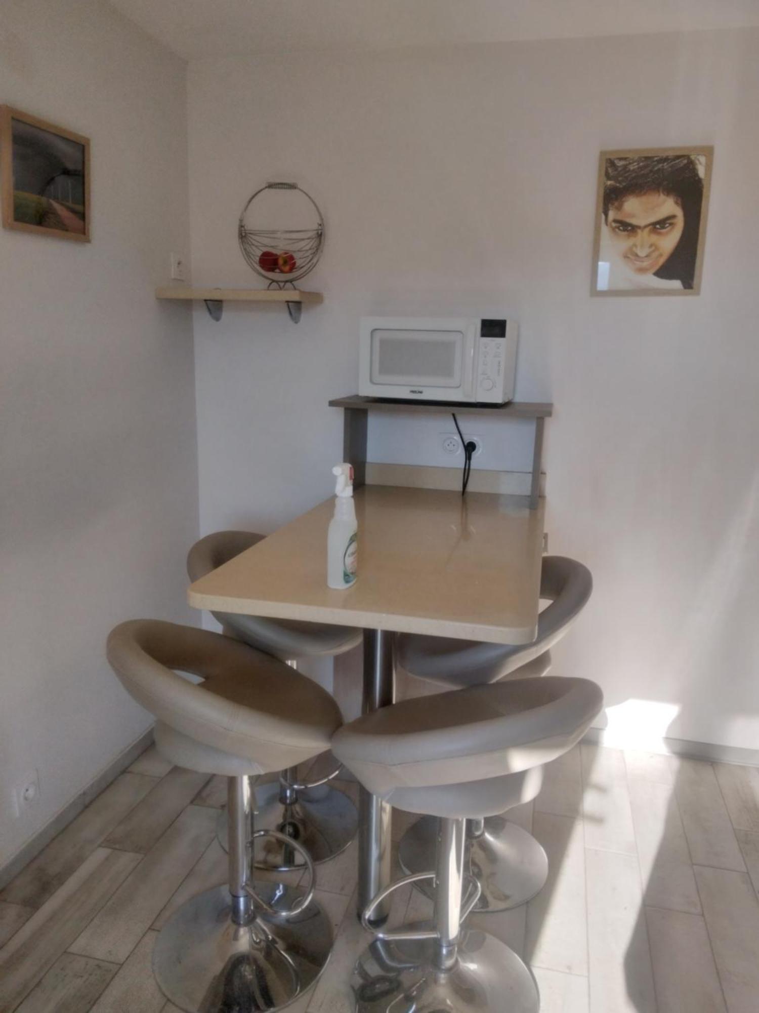 Maison De Vigne Renovee Saint-Affrique Kültér fotó